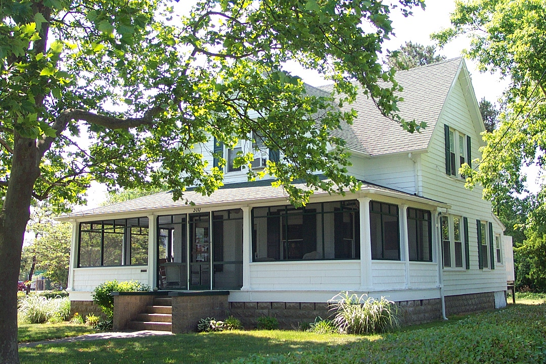 Dinker.Irvin before move